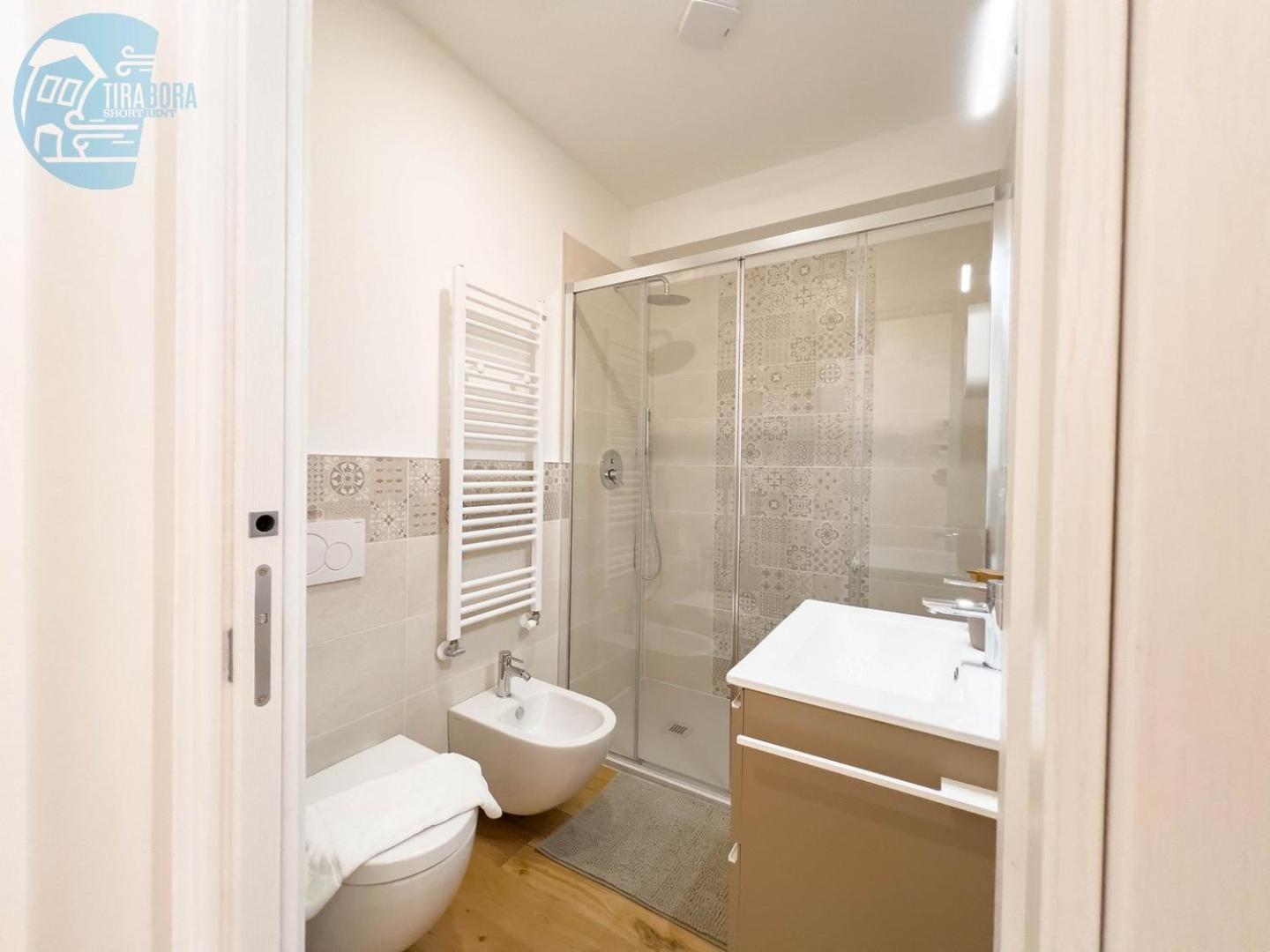 Apartment Cassa Di Risparmio 11 Tirabora Short Rent Trieste