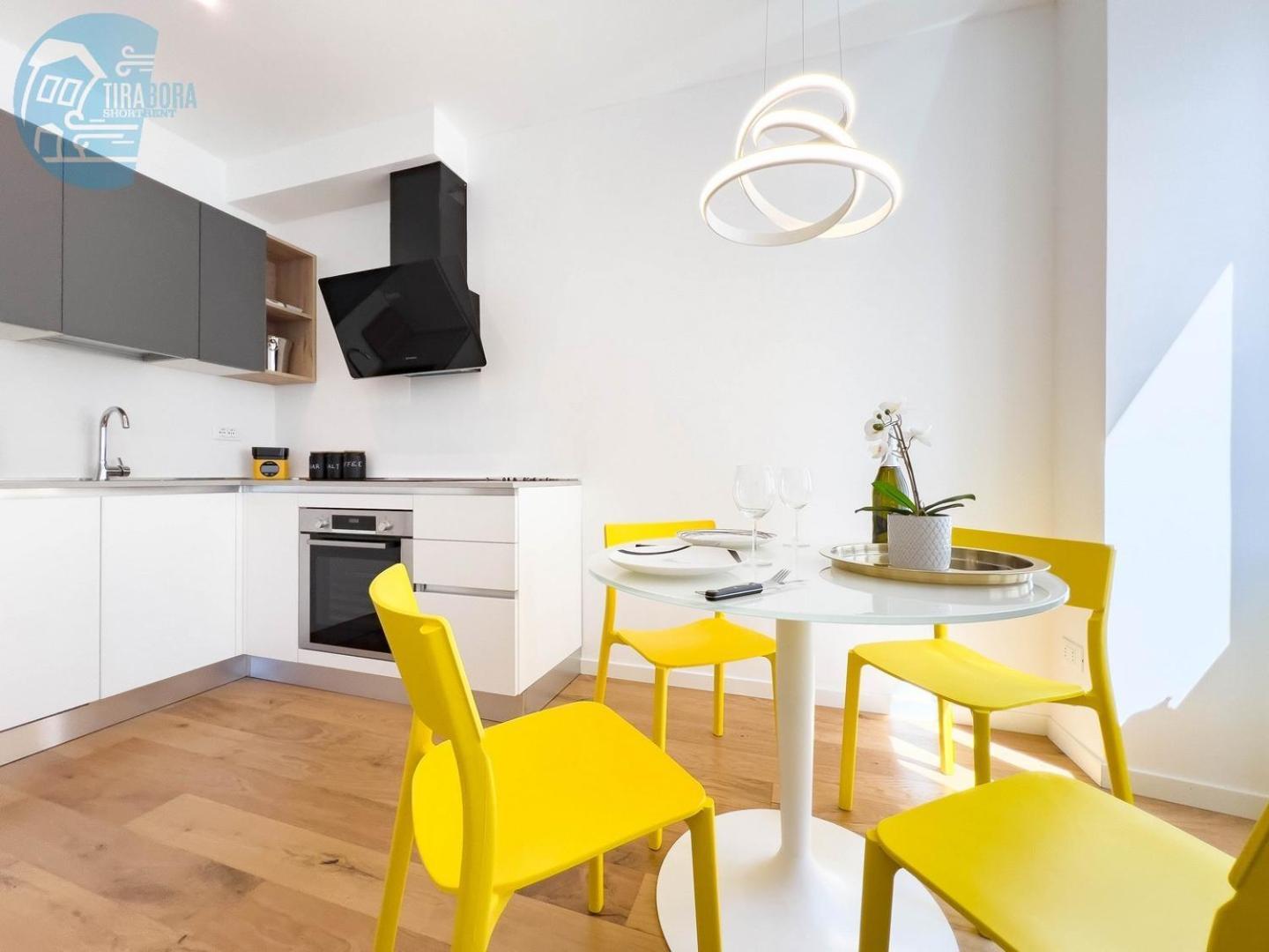 Cassa Di Risparmio 11 Tirabora Short Rent * Trieste